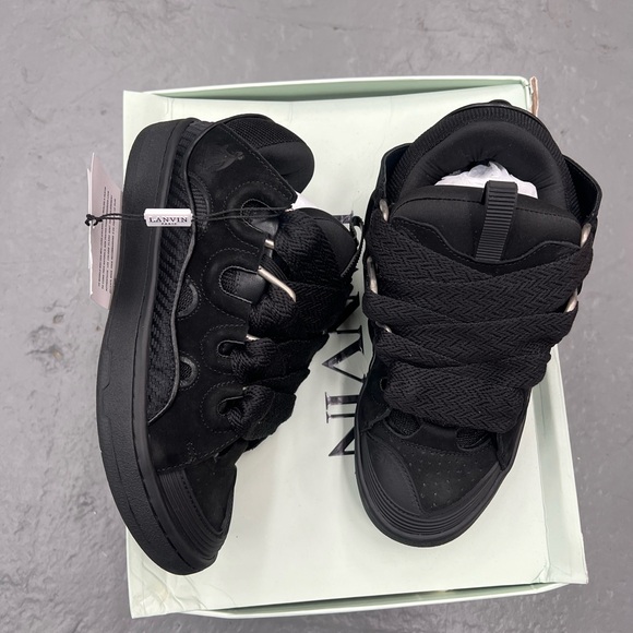 LANVIN LACE UP SNEAKERS TRIPLE BLACK SIZE 38 comes with everything - Picture 2 of 4
